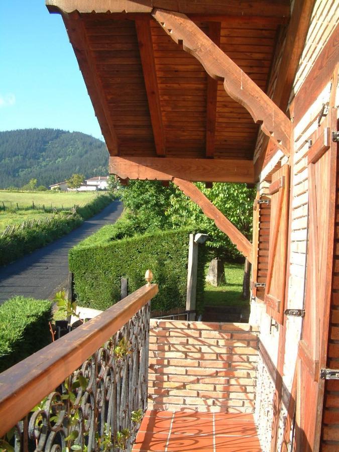 Albergue Eskerika Exclusivo Peregrinos Esquerica Bagian luar foto