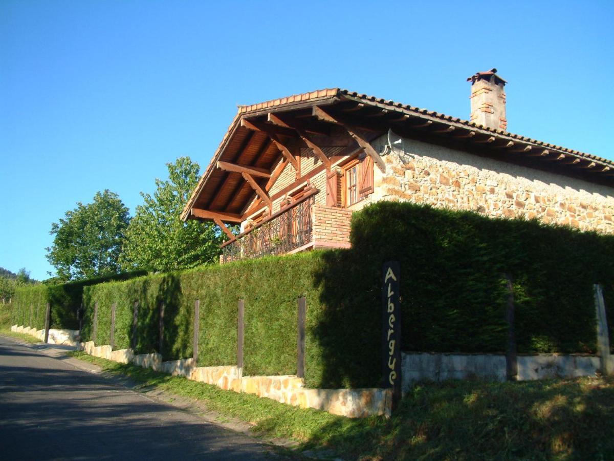 Albergue Eskerika Exclusivo Peregrinos Esquerica Bagian luar foto