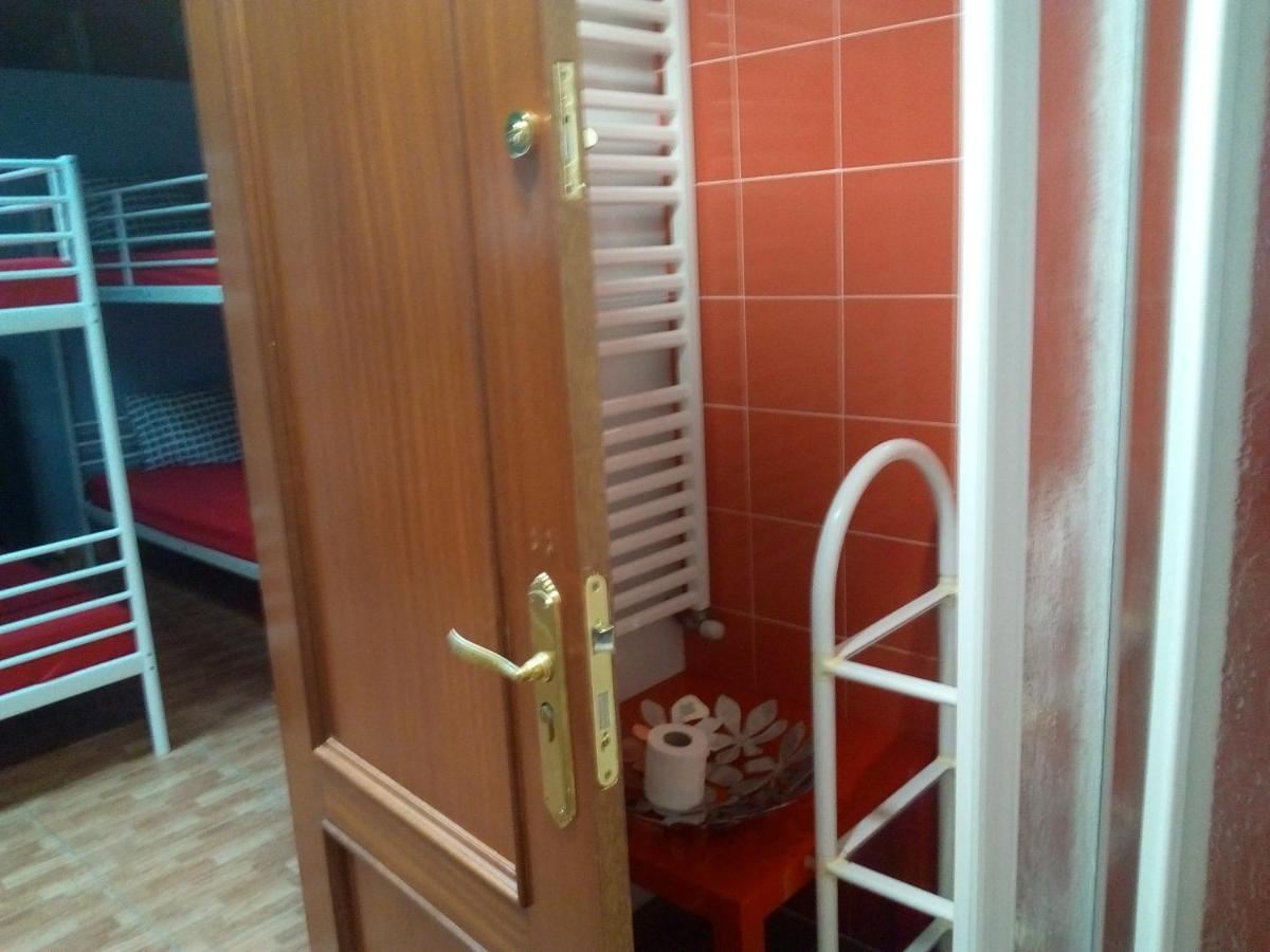 Albergue Eskerika Exclusivo Peregrinos Esquerica Bagian luar foto